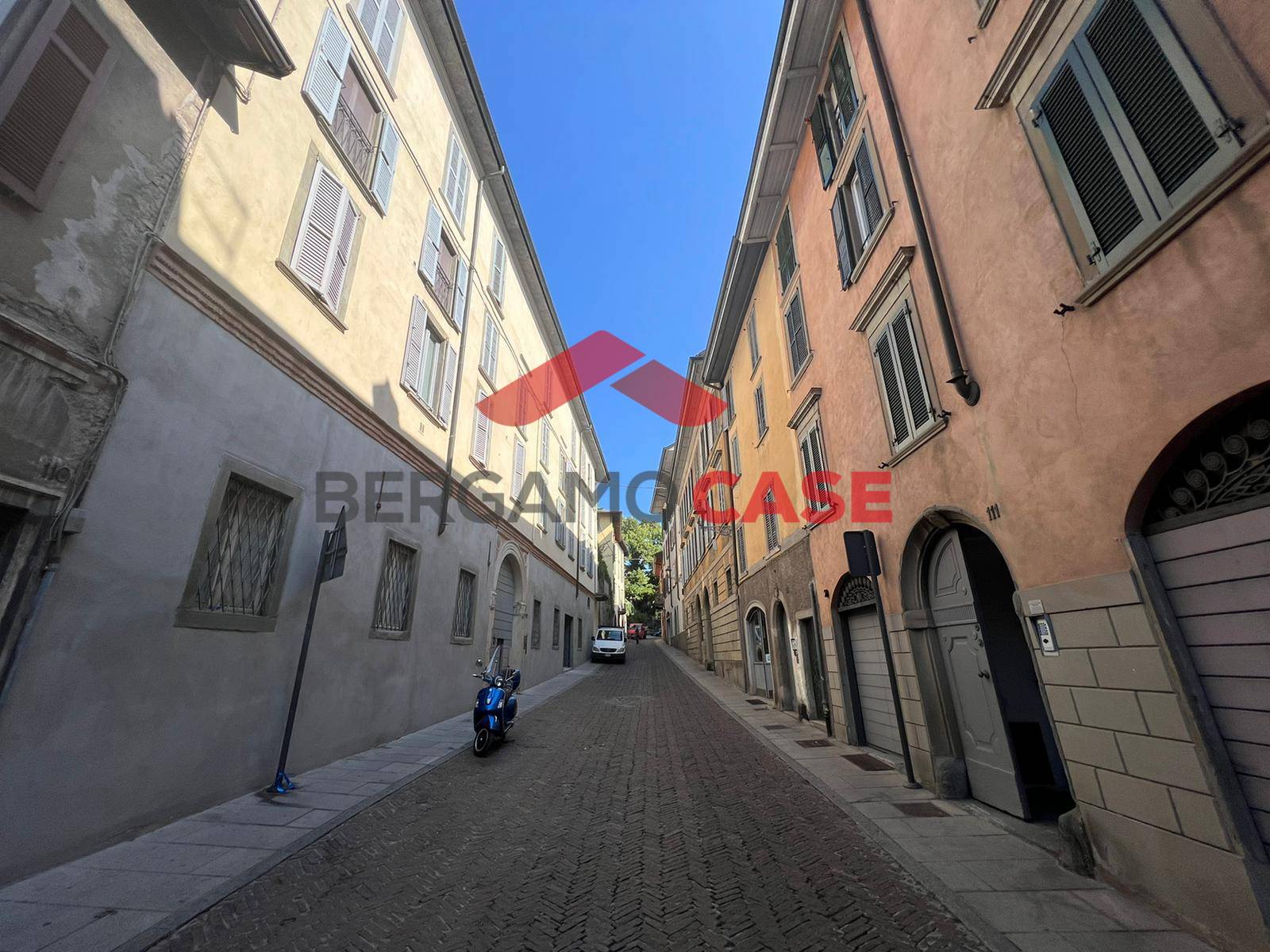 Bilocale in affitto a Bergamo, Centrale