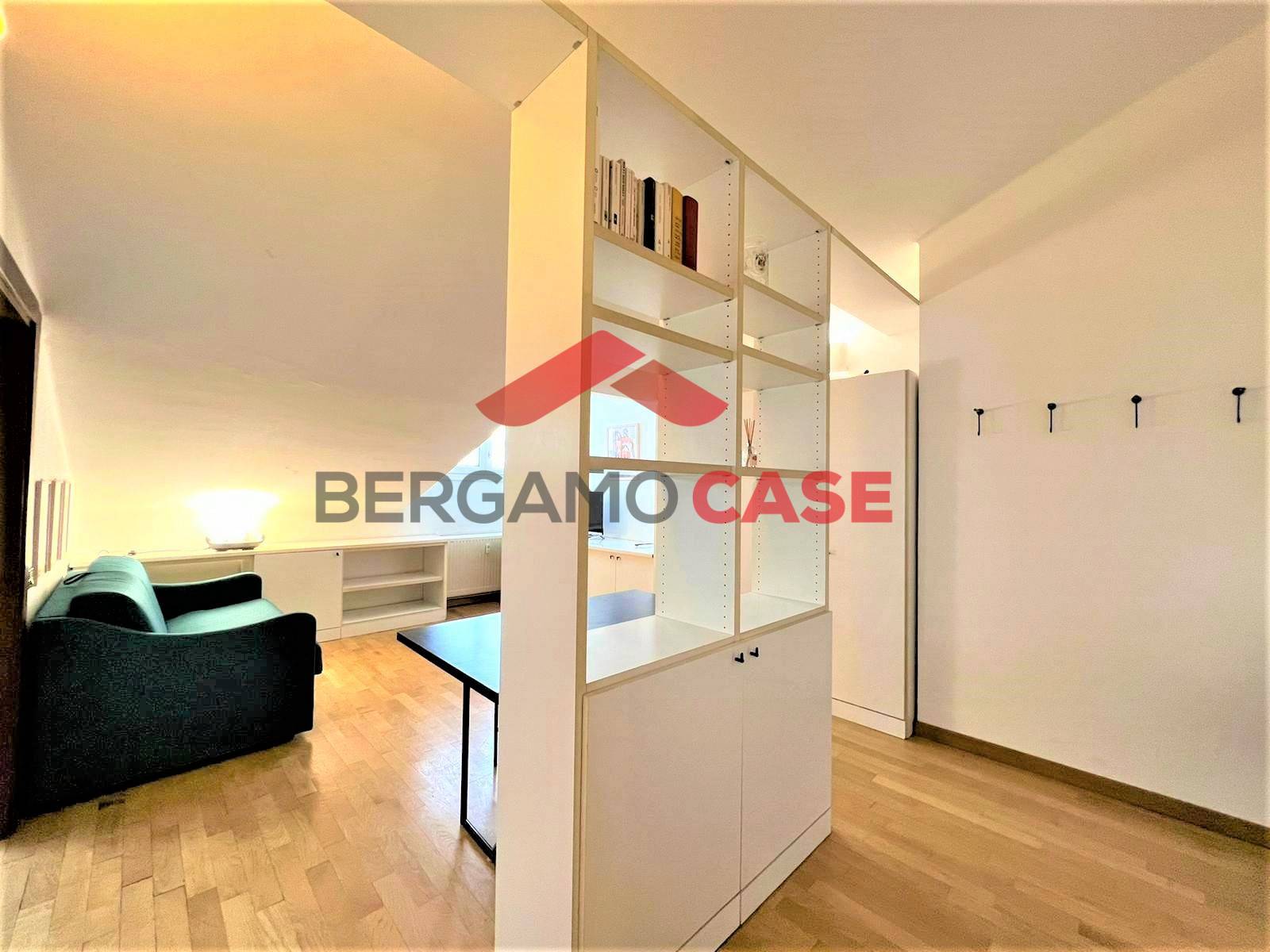 Monolocale in vendita a Bergamo, Carducci