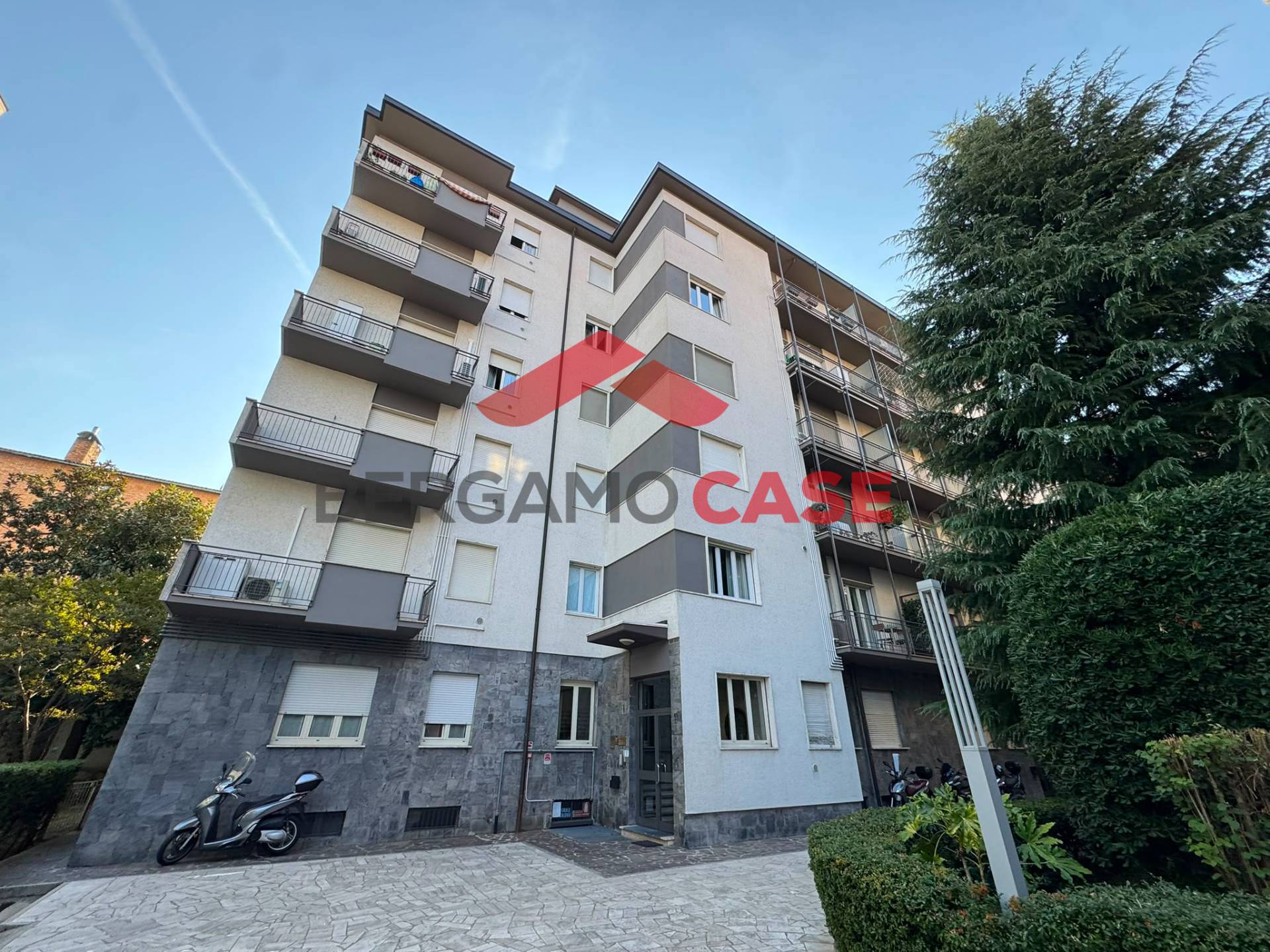 Monolocale in vendita a Bergamo, Centrale
