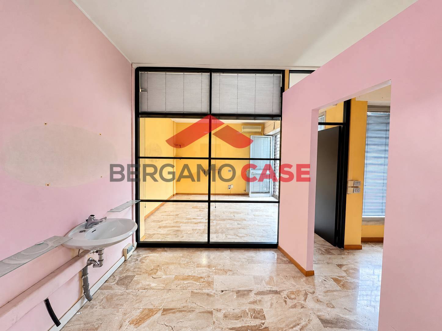 Studio/Ufficio in affitto a Bergamo, Broseta
