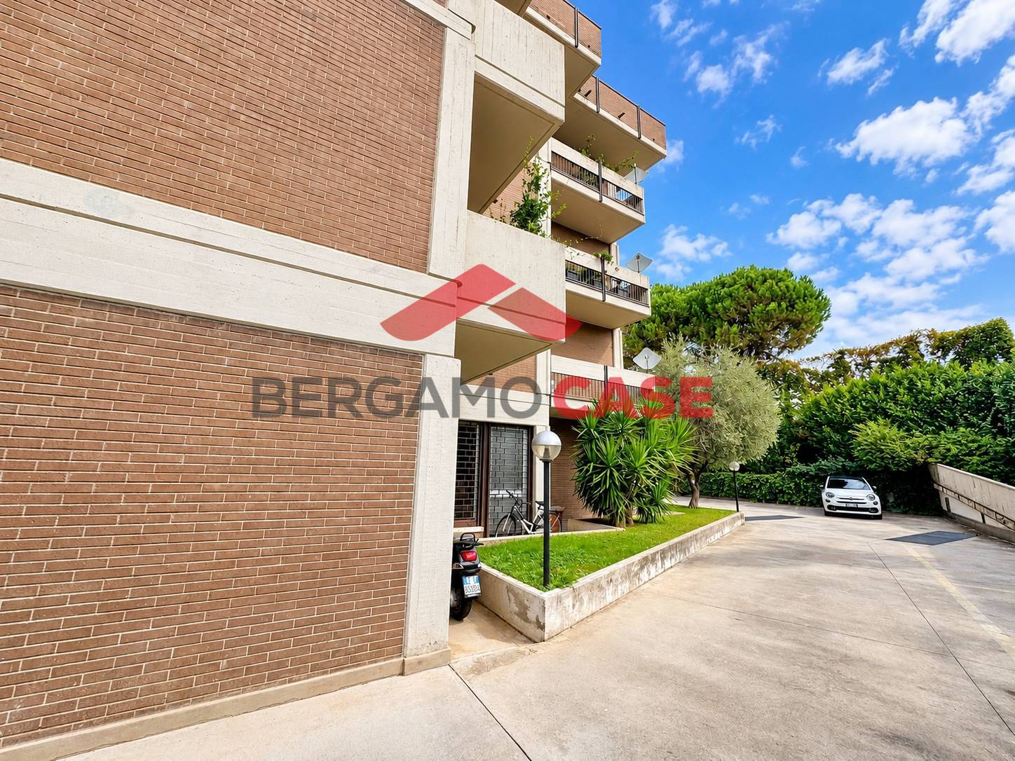 Studio/Ufficio in affitto a Bergamo, Broseta