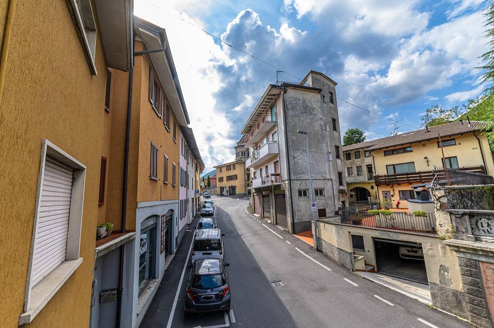 Porzione di casa in vendita a Albino, Comenduno