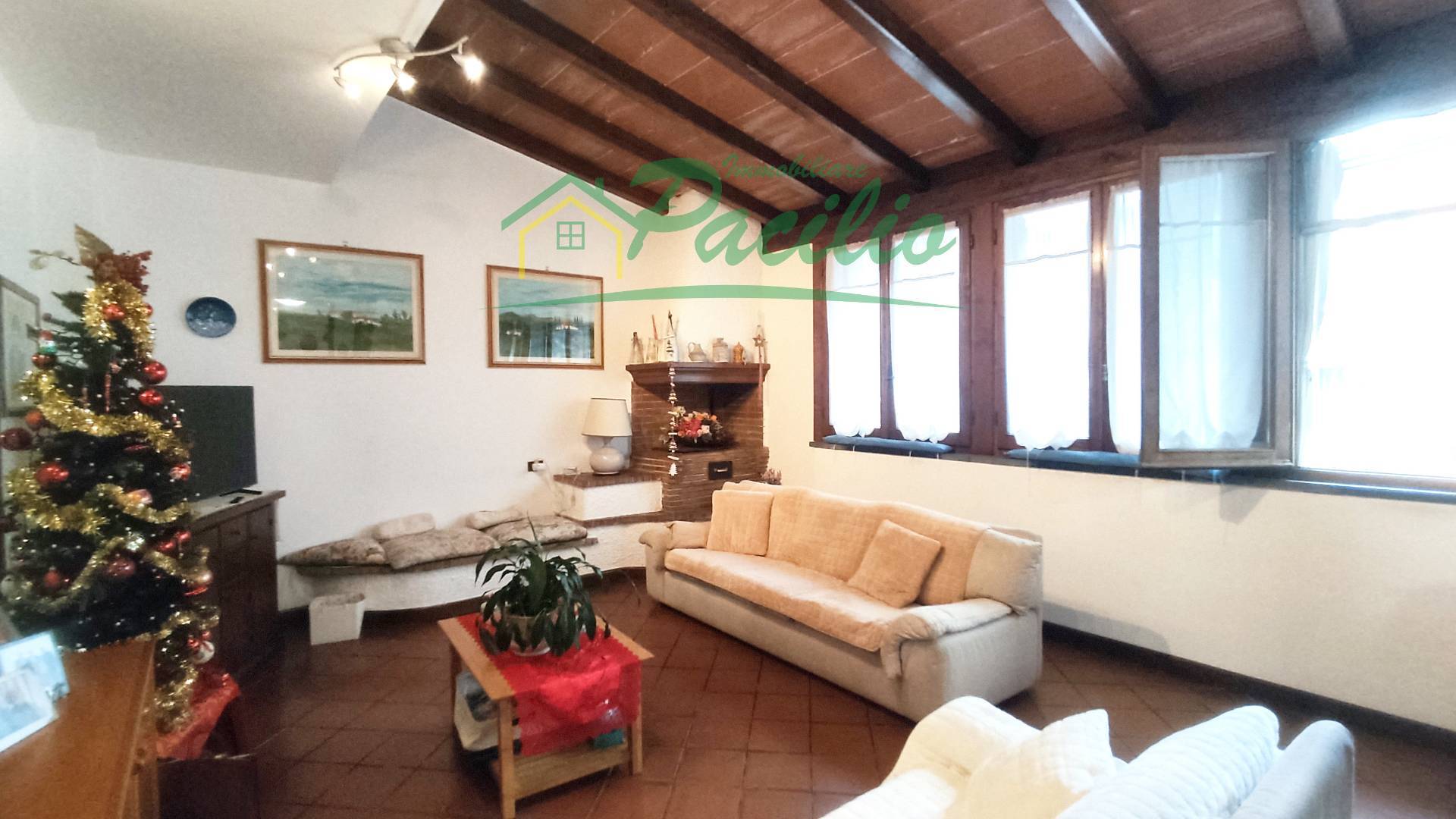 Appartamento in vendita a Viareggio, Centro