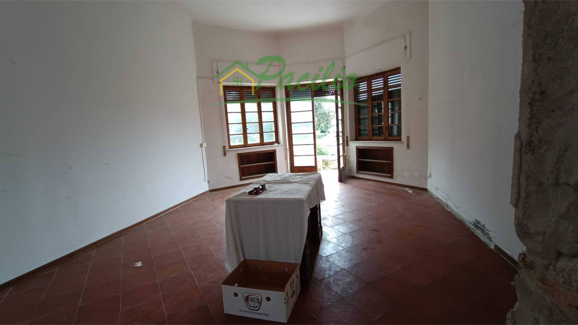 Villa in vendita a Camaiore, Lido di Camaiore
