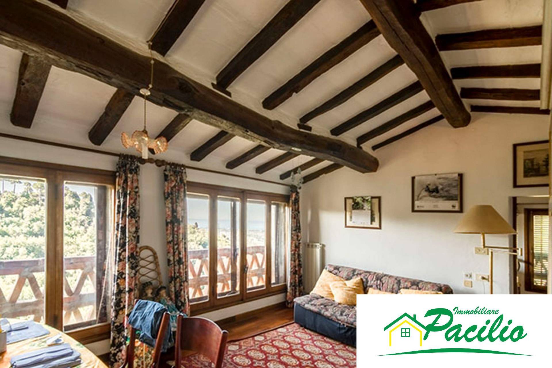 Villa in vendita a Camaiore