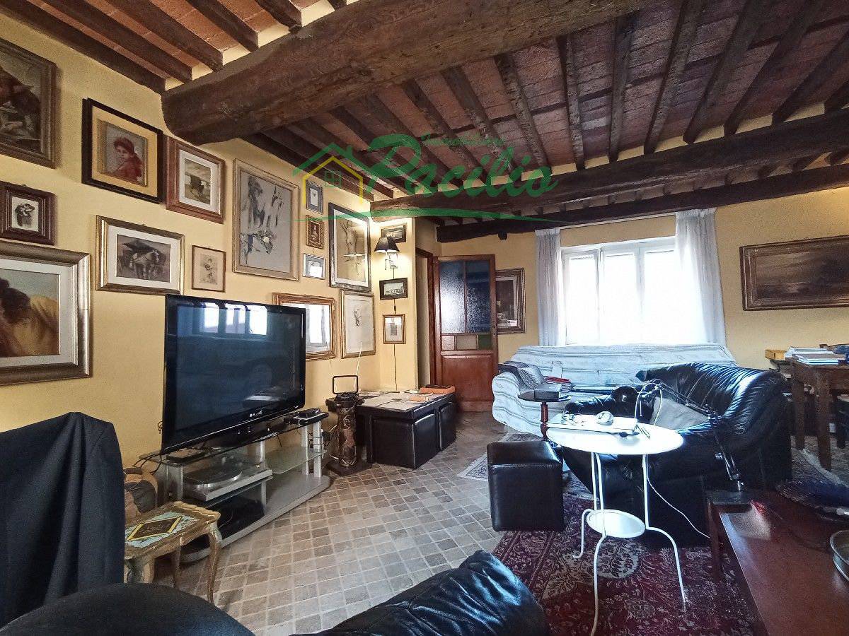 Appartamento in vendita a Camaiore