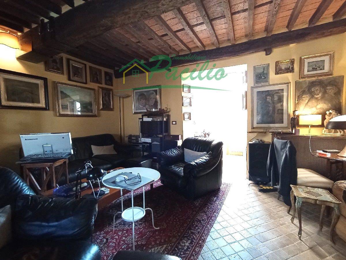 Appartamento in vendita a Camaiore