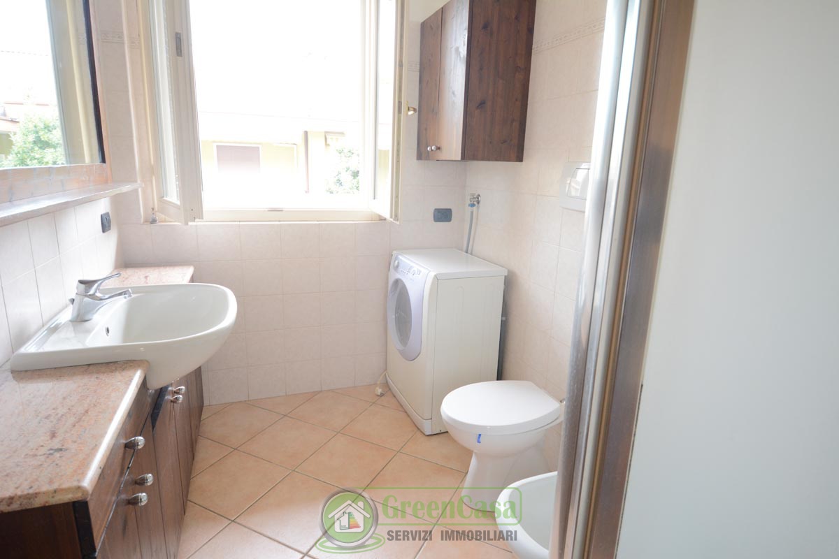 Bilocale in vendita in via montale, Cavenago di Brianza