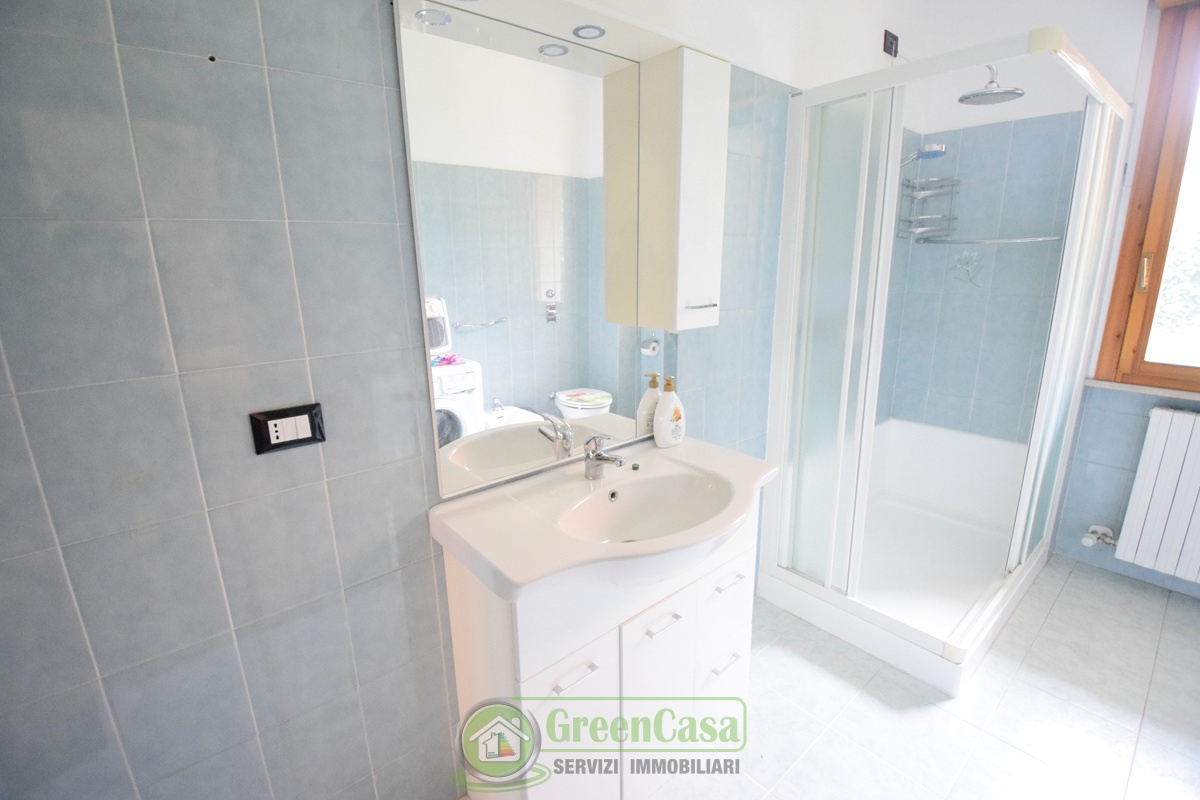 Bilocale con giardino in via aldo moro, Ornago