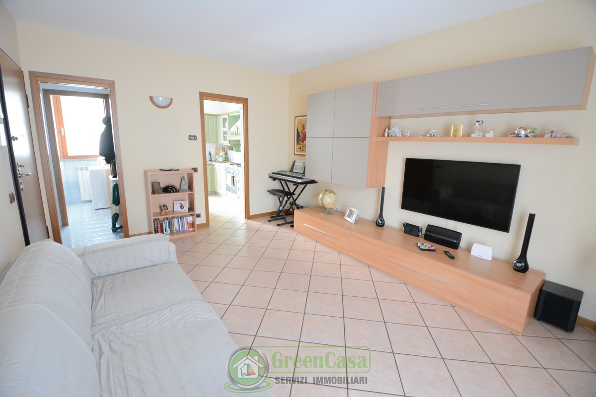 Trilocale in vendita in via dei mille, Cavenago di Brianza