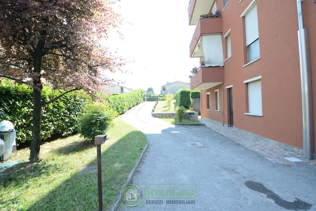 Ufficio in vendita in via martiri della liberta', Burago di Molgora