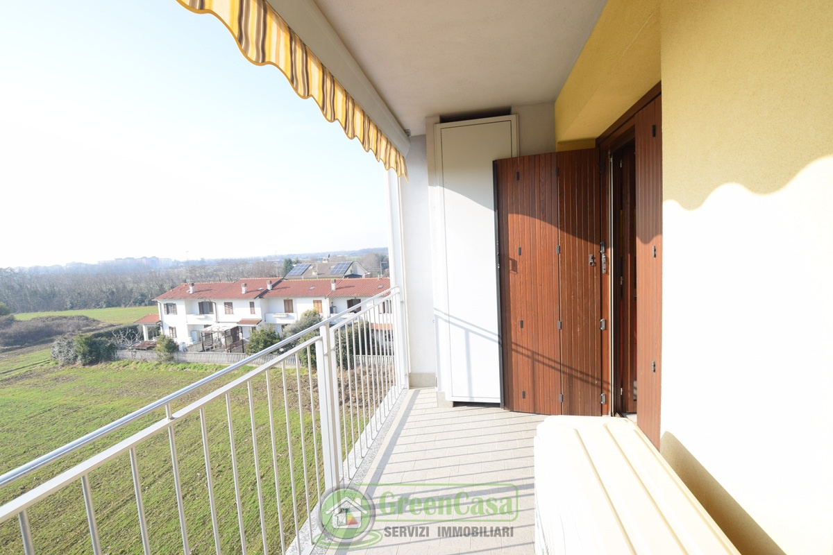 Bilocale con box in via scaccabarozzi, Ornago