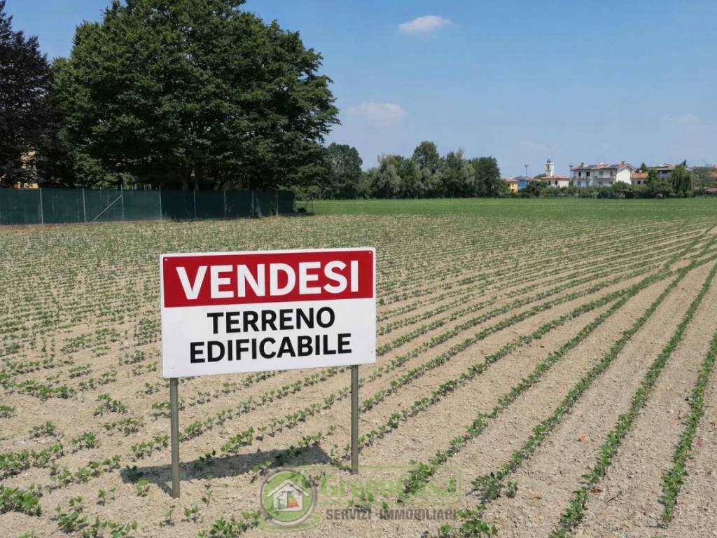 Terreno in vendita a Cavenago di Brianza