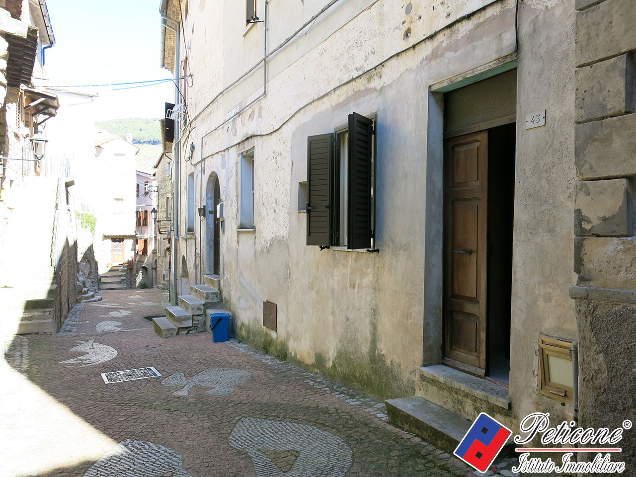 Appartamento in vendita a Lenola, Centro