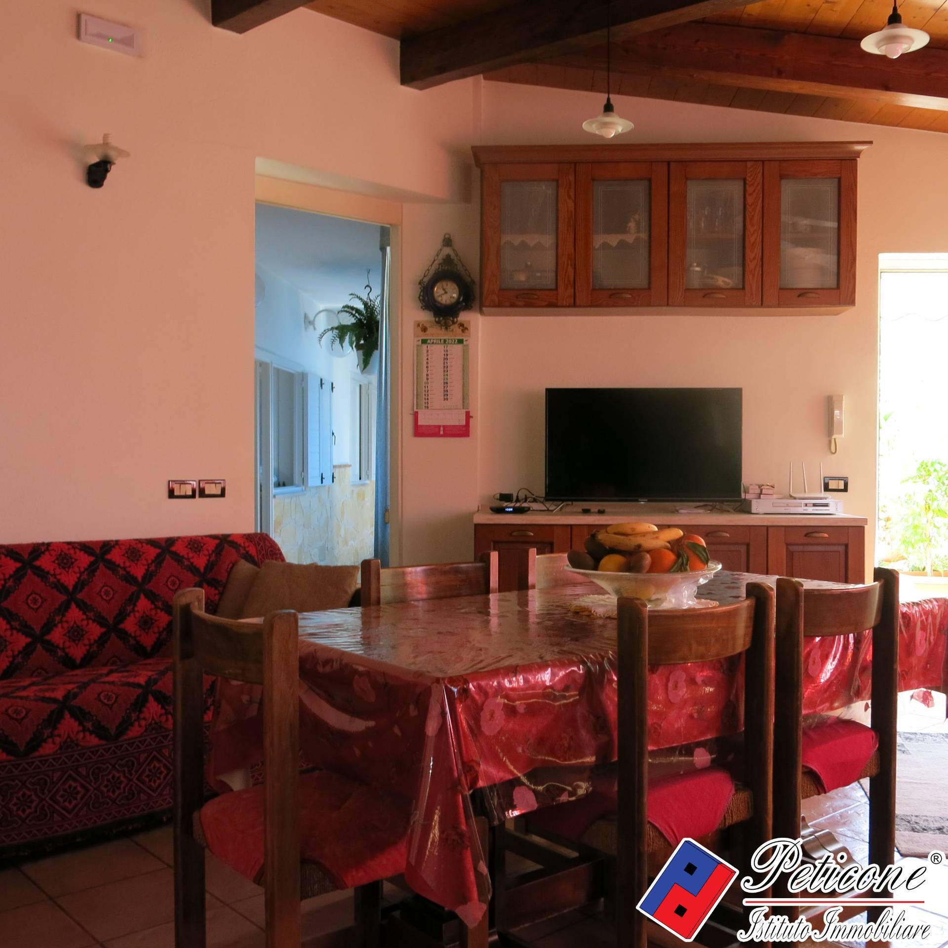 Villa in vendita a Monte San Biagio, Semicentro