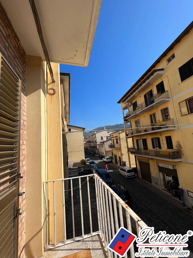 Appartamento in vendita a Lenola, Centro