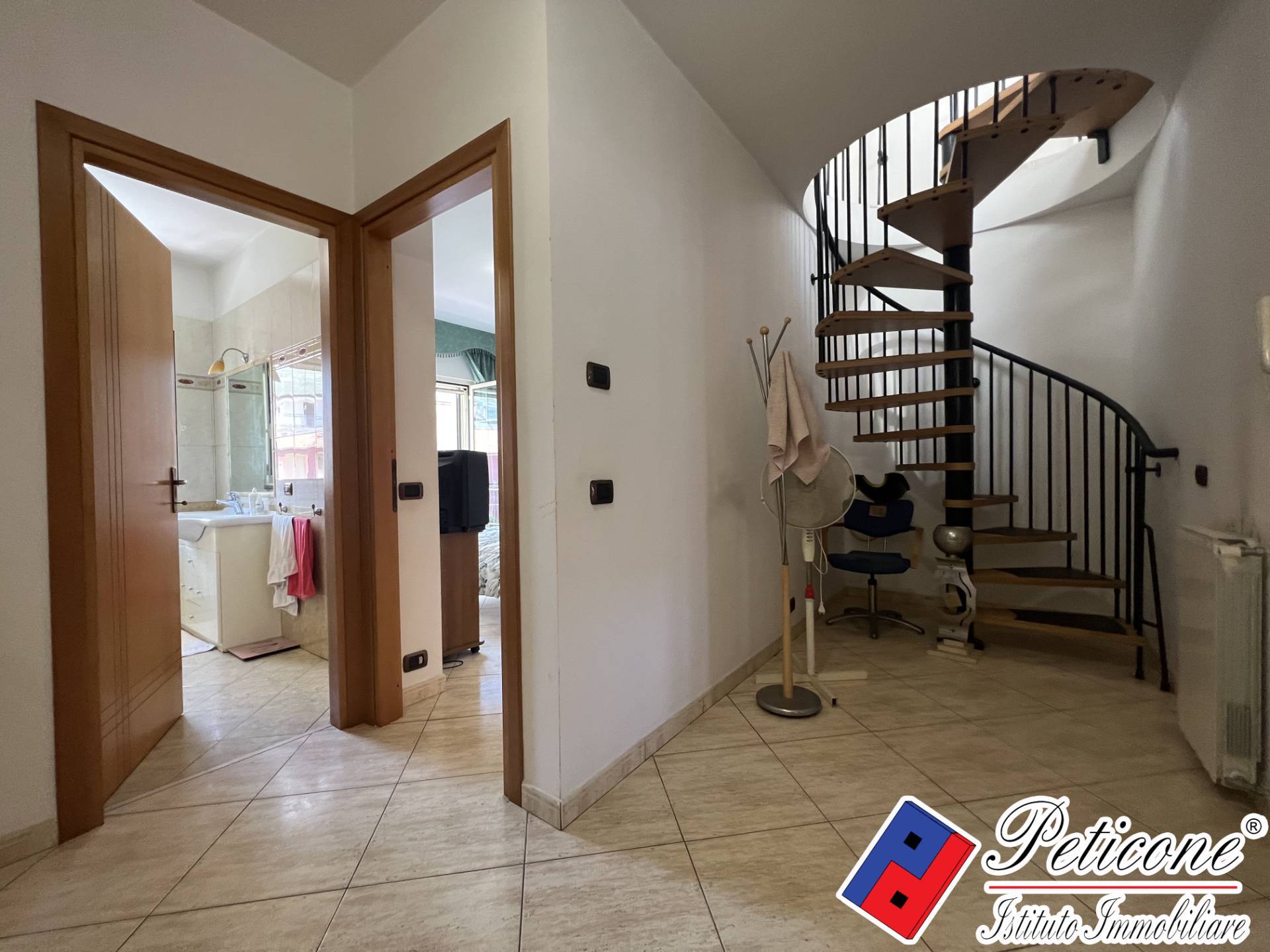 Villa in vendita a Fondi, stazione