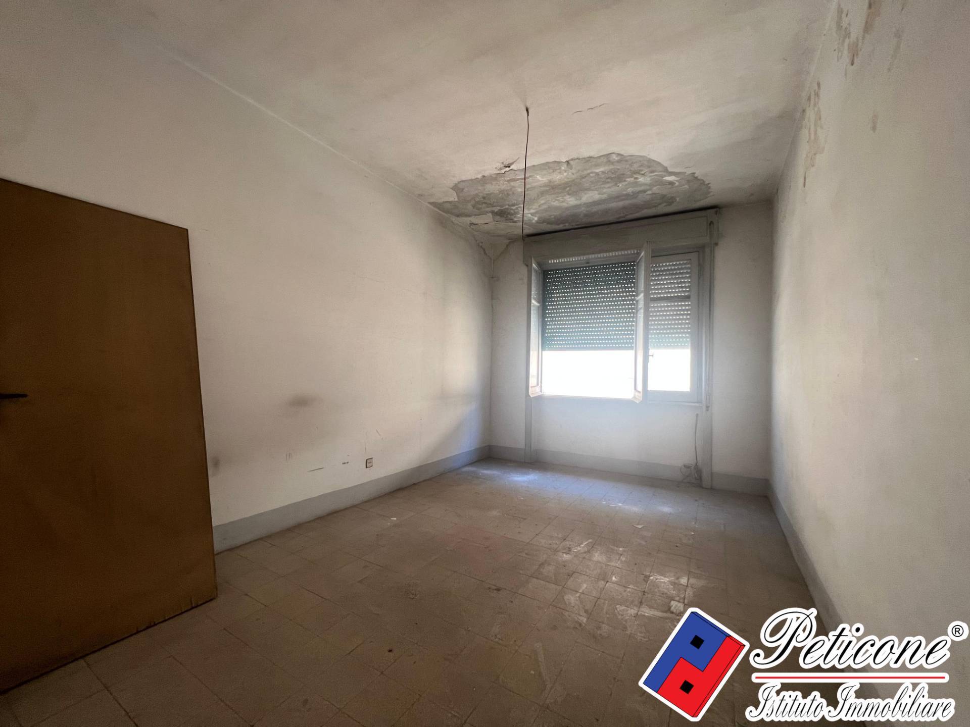 Stabile-Palazzo in vendita a Pontecorvo