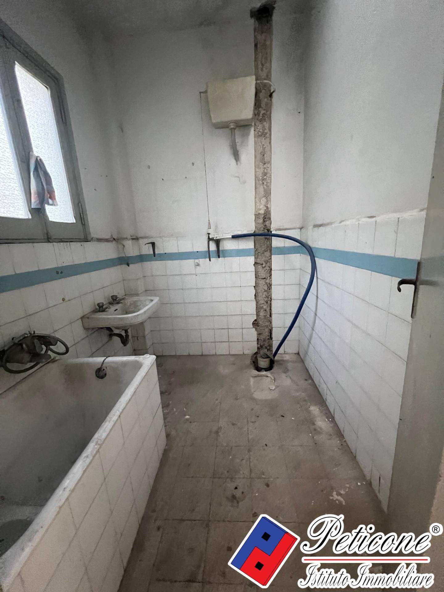 Stabile-Palazzo in vendita a Pontecorvo