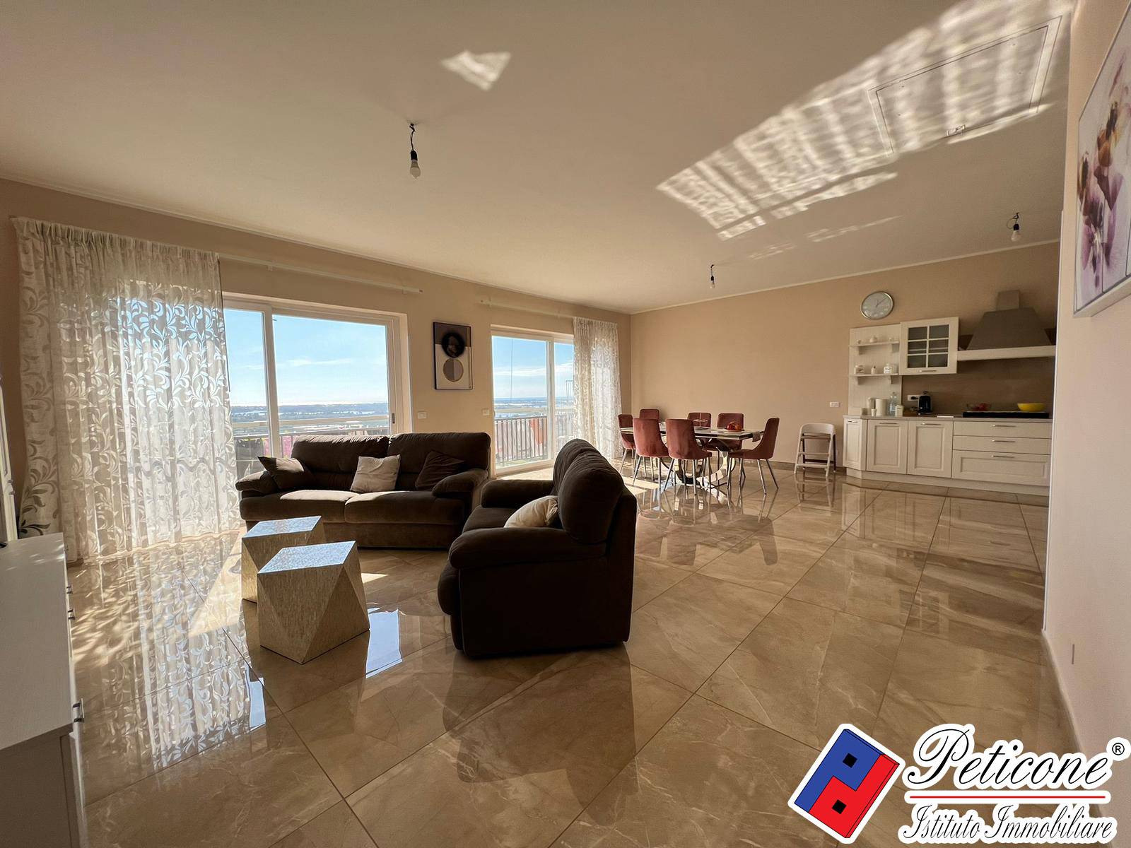 Appartamento in vendita a Monte San Biagio, Centro