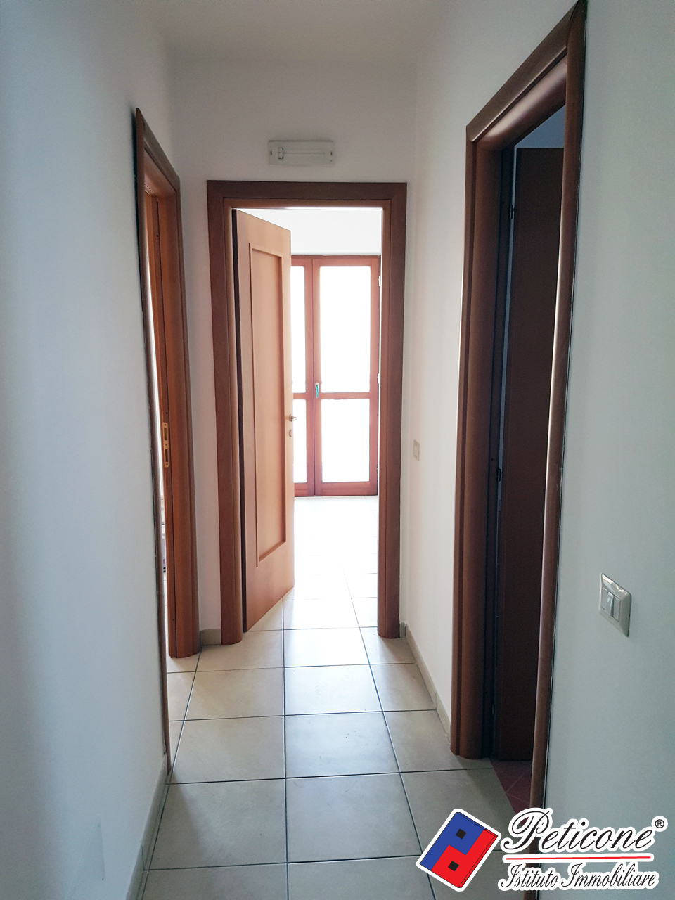 Appartamento in vendita a Fondi, Semicentro