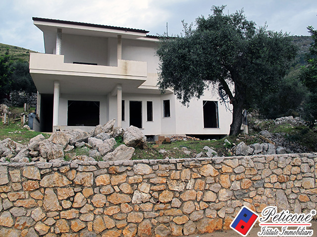 Villa in vendita a Fondi, Querce