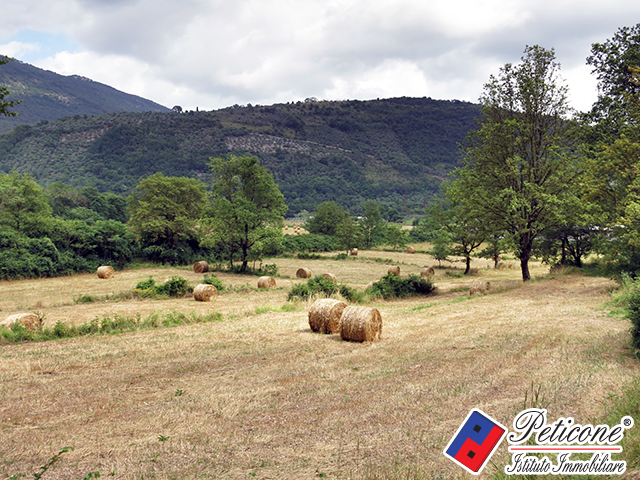Villa in vendita a Lenola, Semicentro