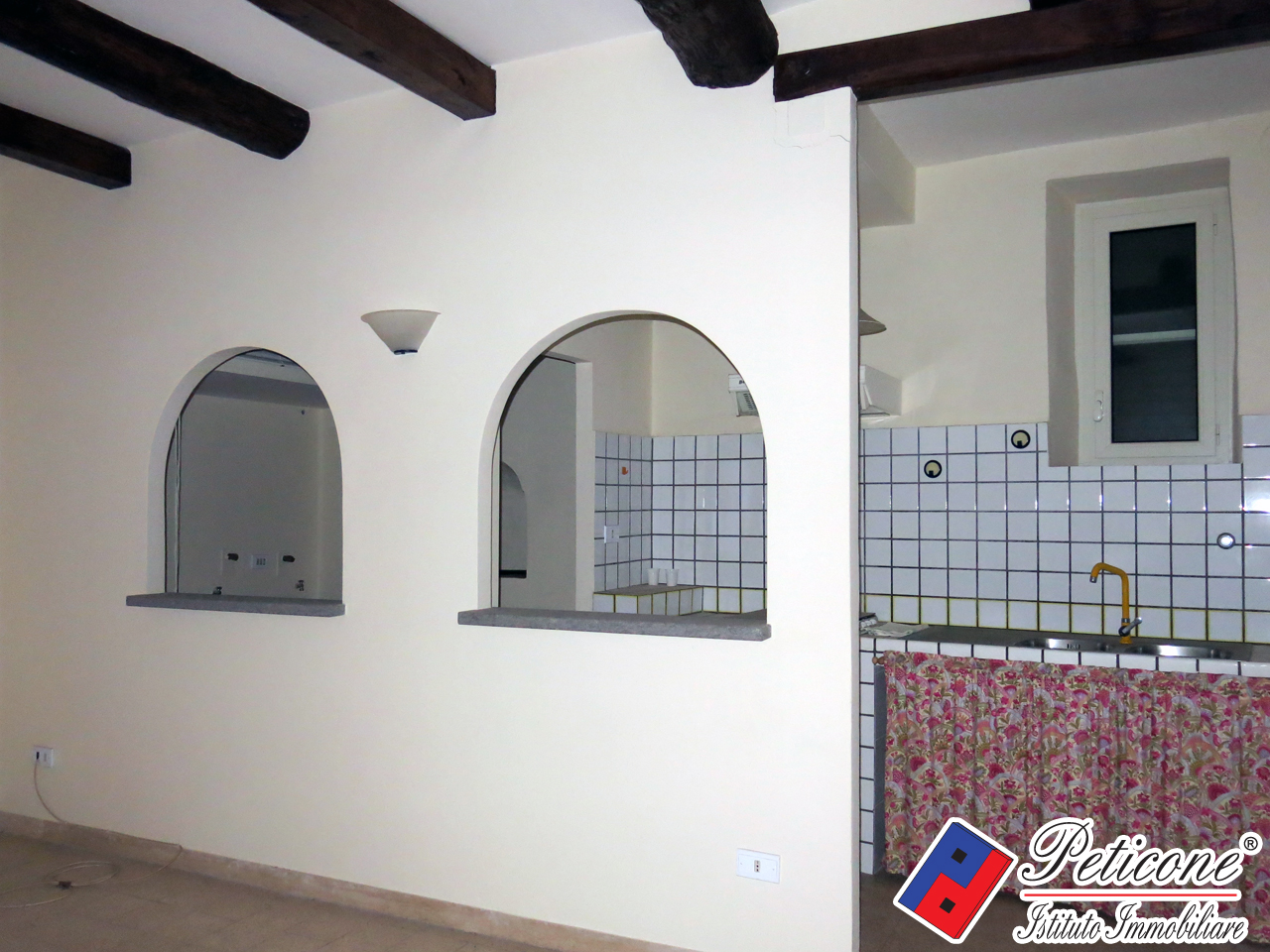 Appartamento in vendita a Lenola, Centro Storico