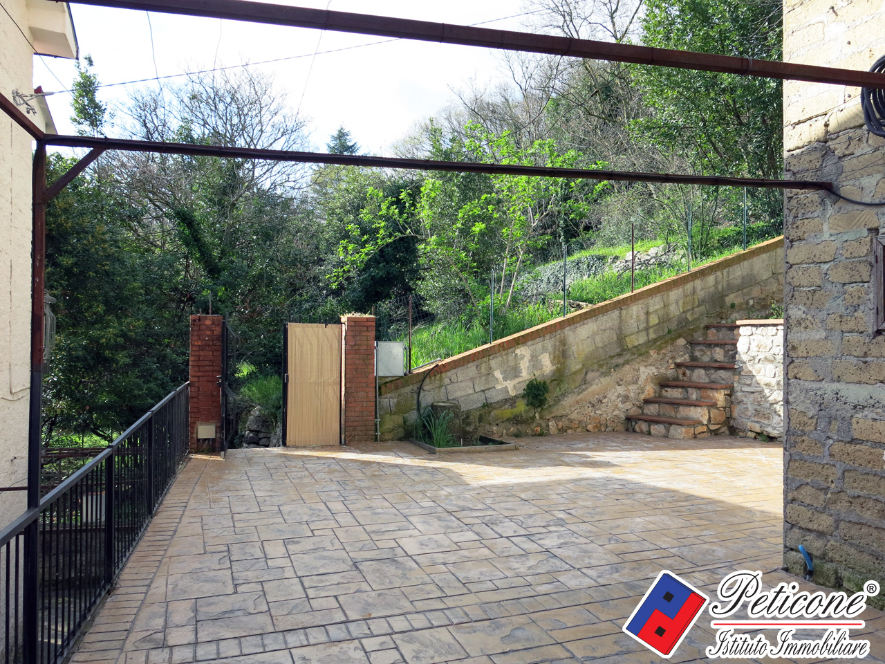 Appartamento in vendita a Lenola, Centro