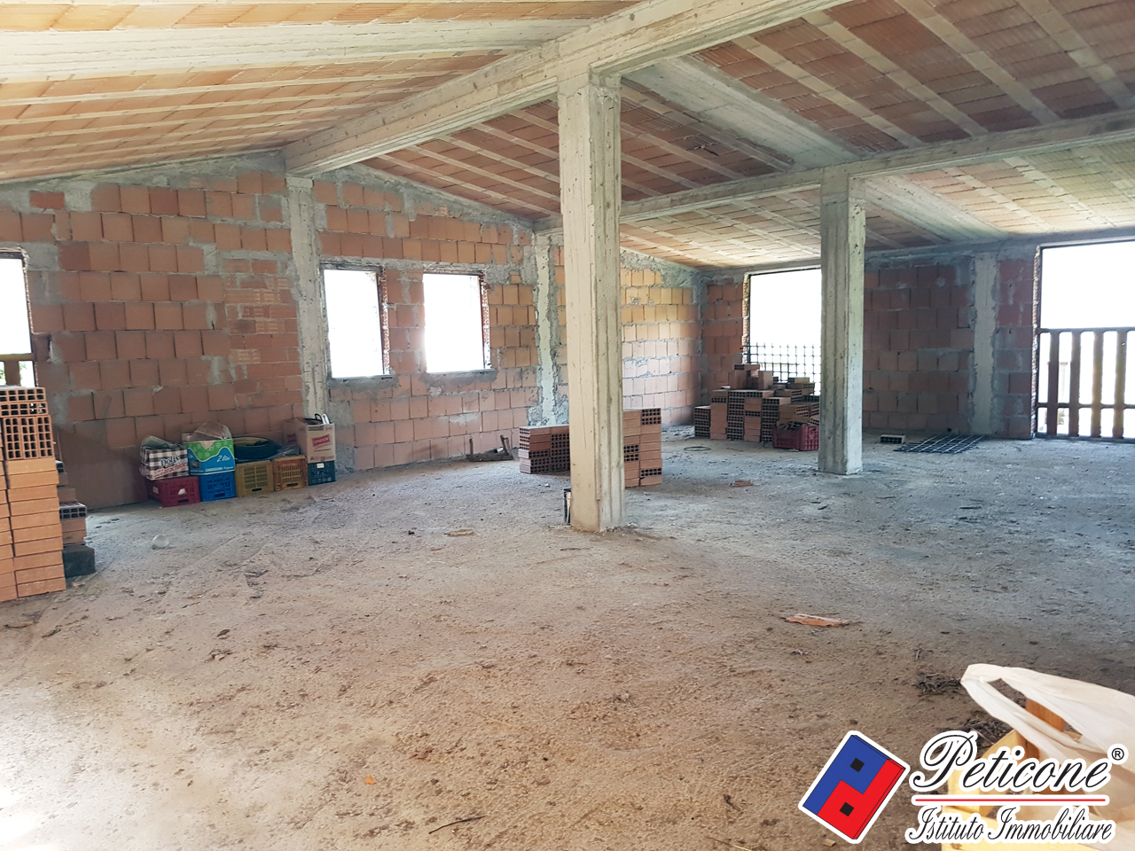 Villa in vendita a Lenola, Centro