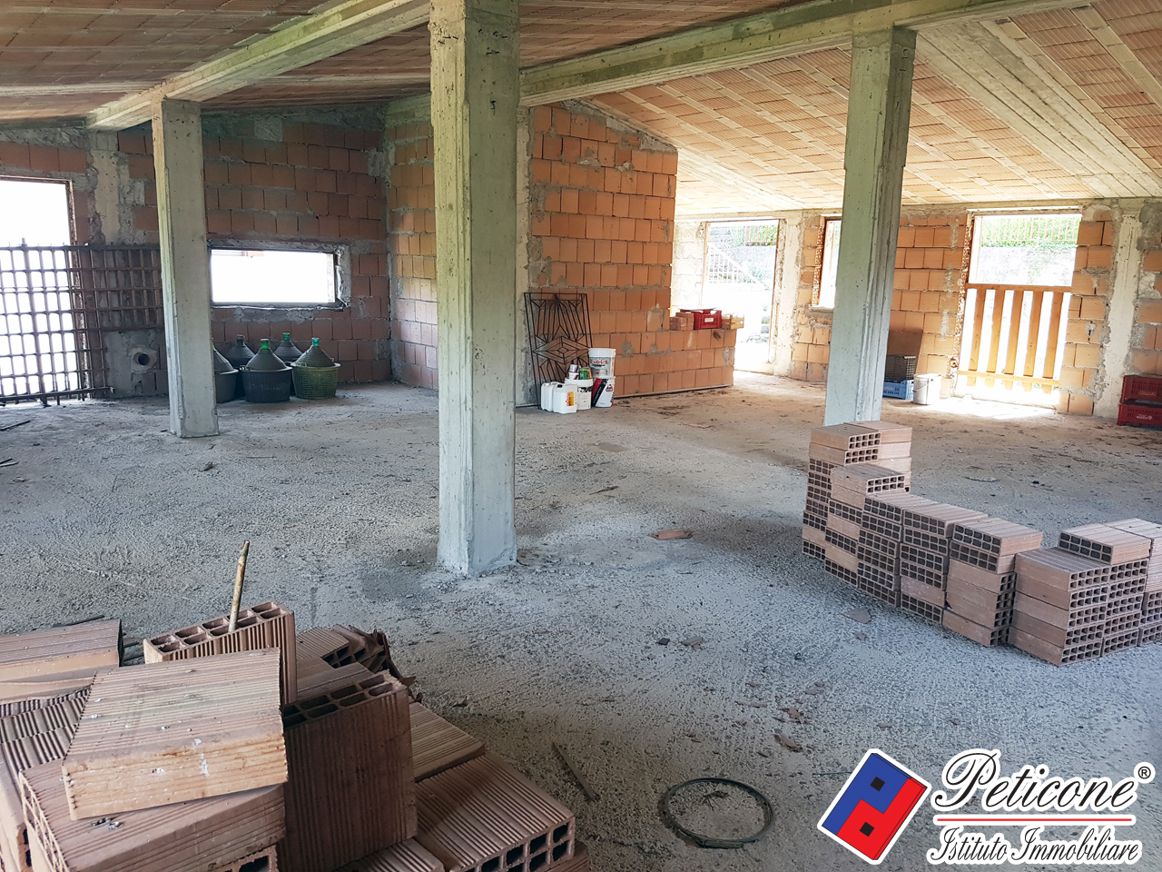 Villa in vendita a Lenola, Centro