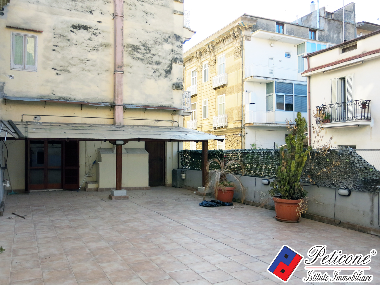 Appartamento in vendita a Fondi, Centro storico