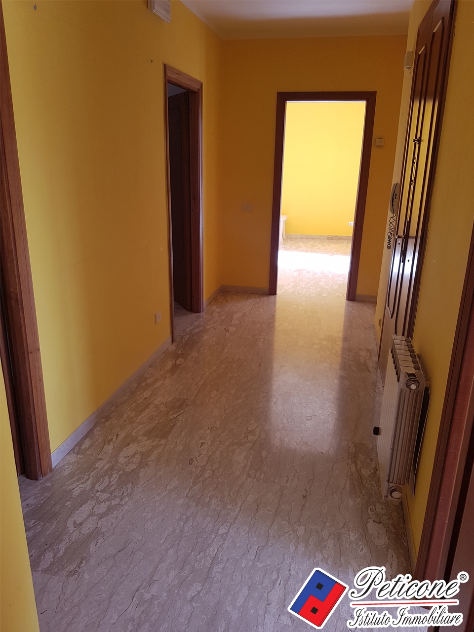 Appartamento in vendita a Fondi, Centro