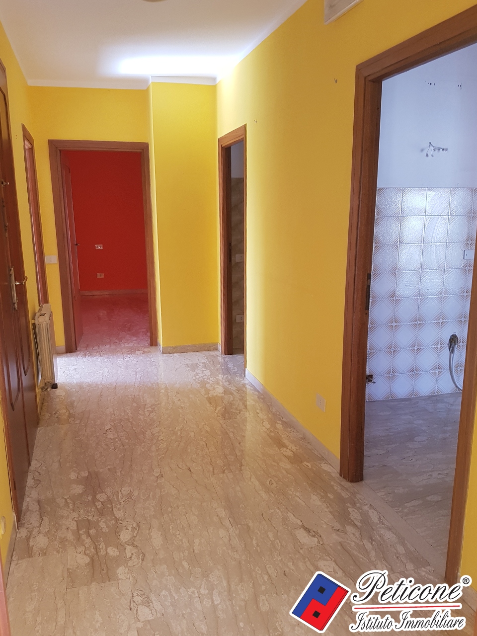 Appartamento in vendita a Fondi, Centro