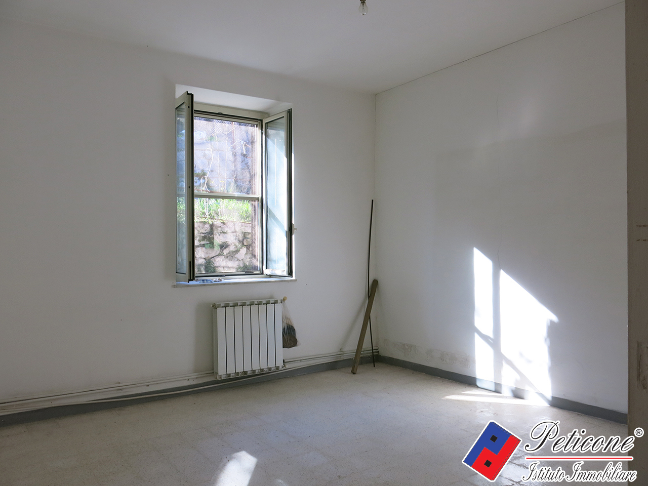 Appartamento in vendita a Lenola, Centro