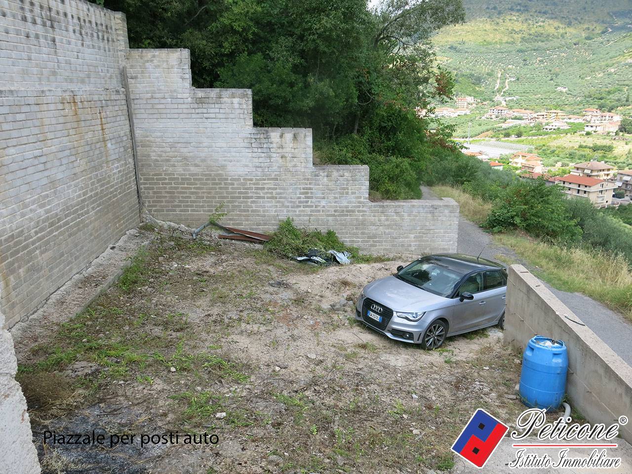 Stabile-Palazzo in vendita a Fondi, Semicentro