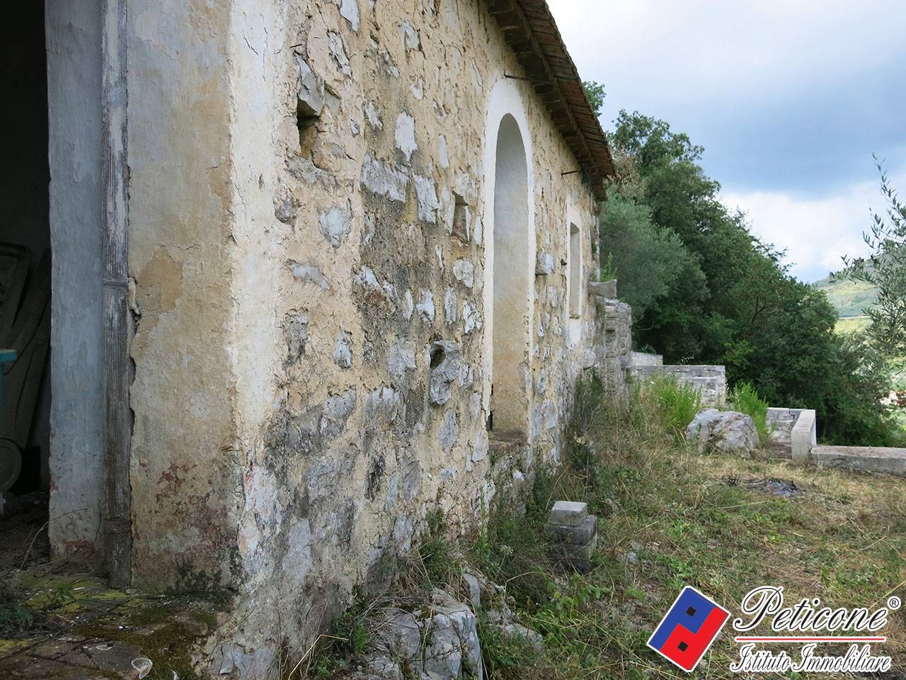 Stabile-Palazzo in vendita a Fondi, Semicentro