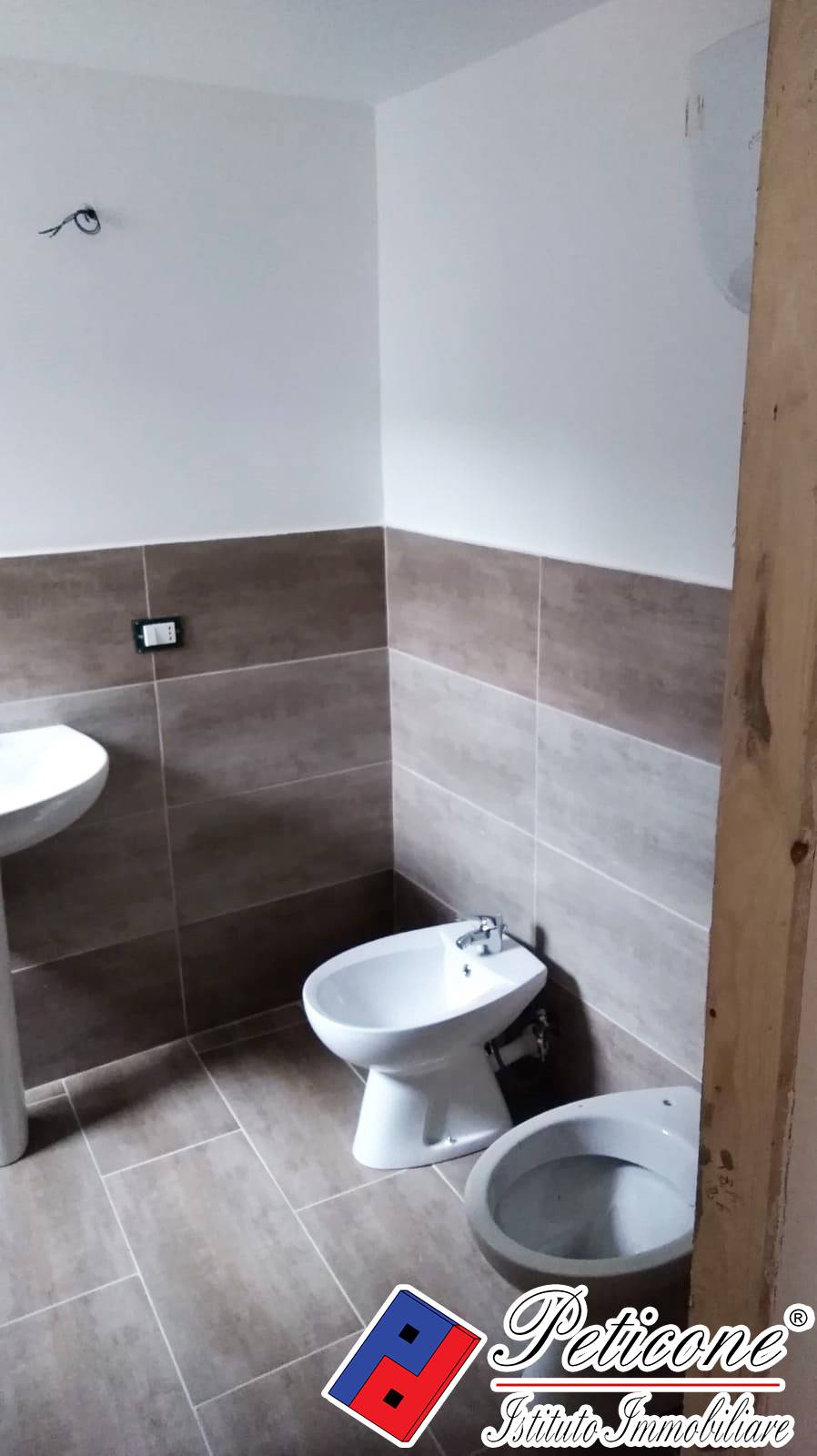 Appartamento in vendita a Lenola, Centro