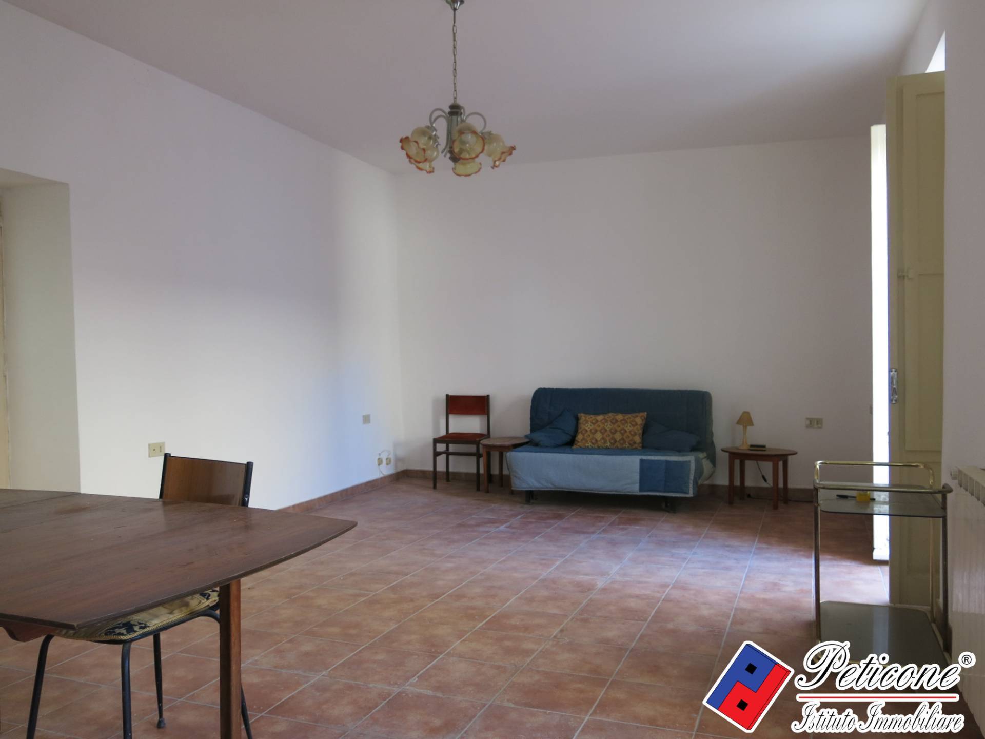 Appartamento in vendita a Fondi, Centro storico