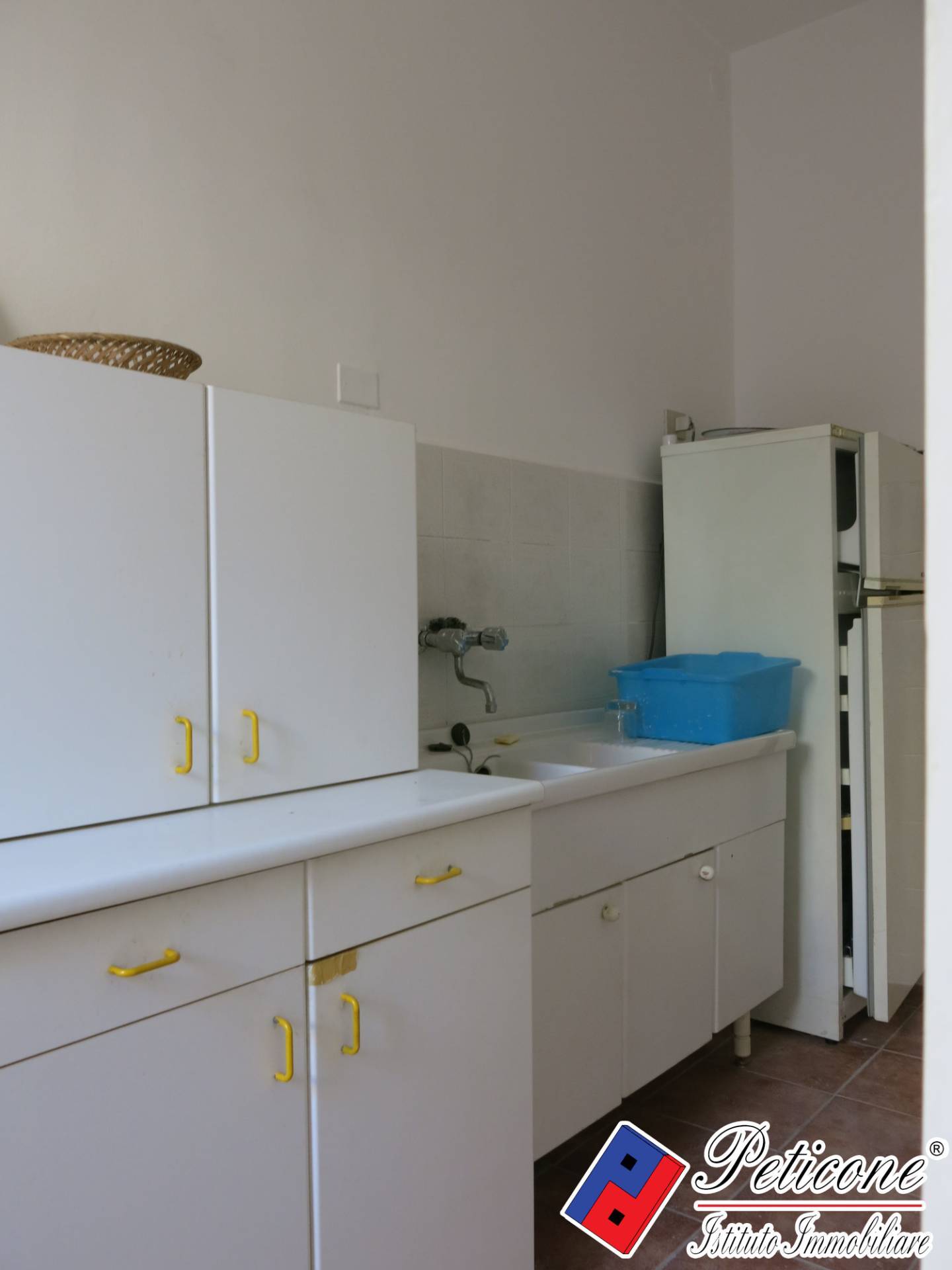 Appartamento in vendita a Fondi, Centro storico