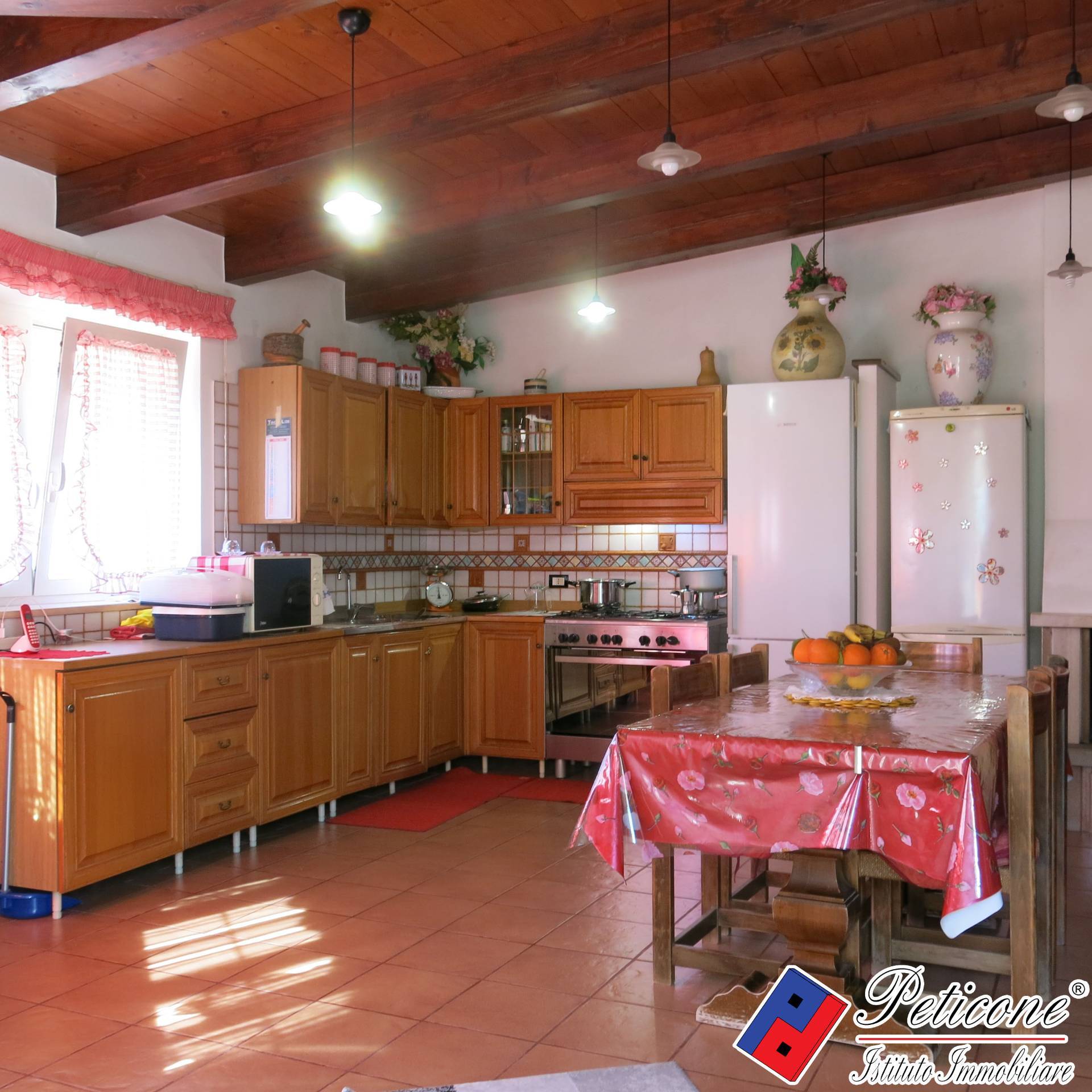 Villa in vendita a Monte San Biagio, Semicentro