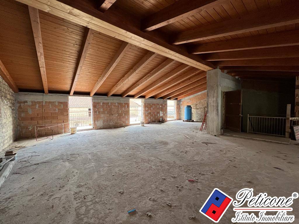 Appartamento in vendita a Fondi, Centro