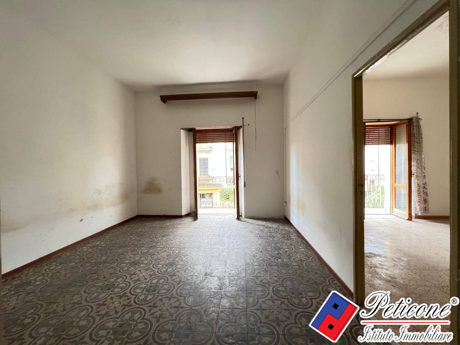 Appartamento in vendita a Fondi, Centro