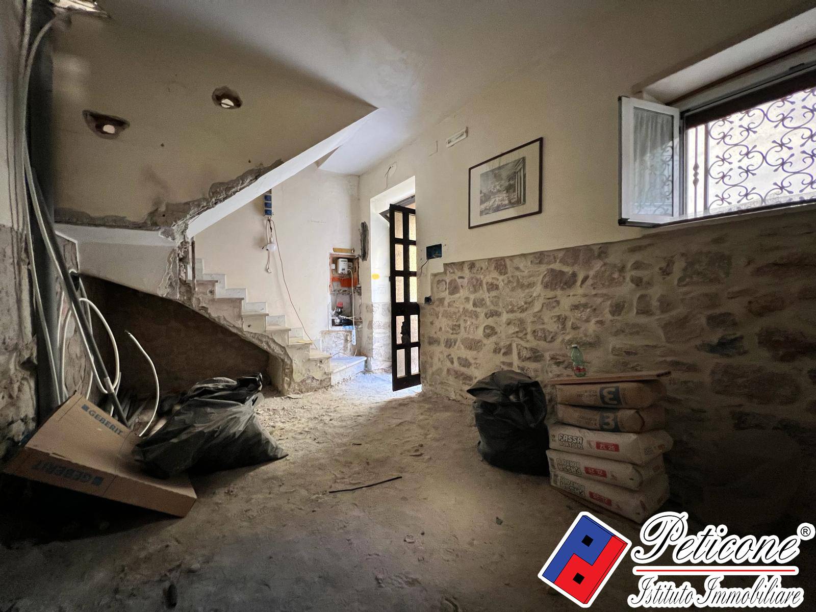 Appartamento in vendita a Fondi, Centro