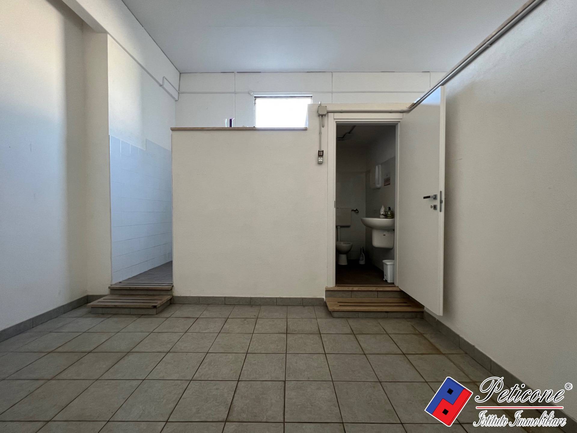 Deposito in affitto a Fondi