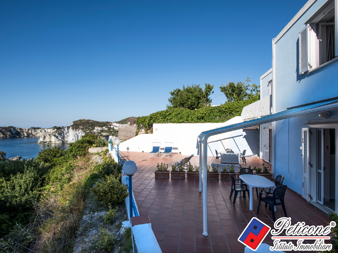 Villa in vendita a Ponza, Centro