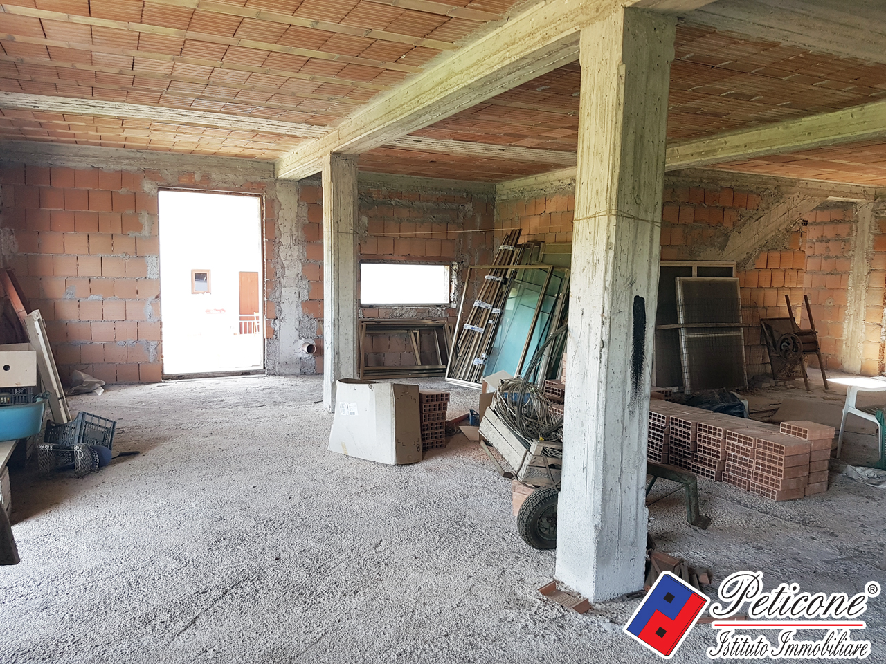 Villa in vendita a Lenola, Centro