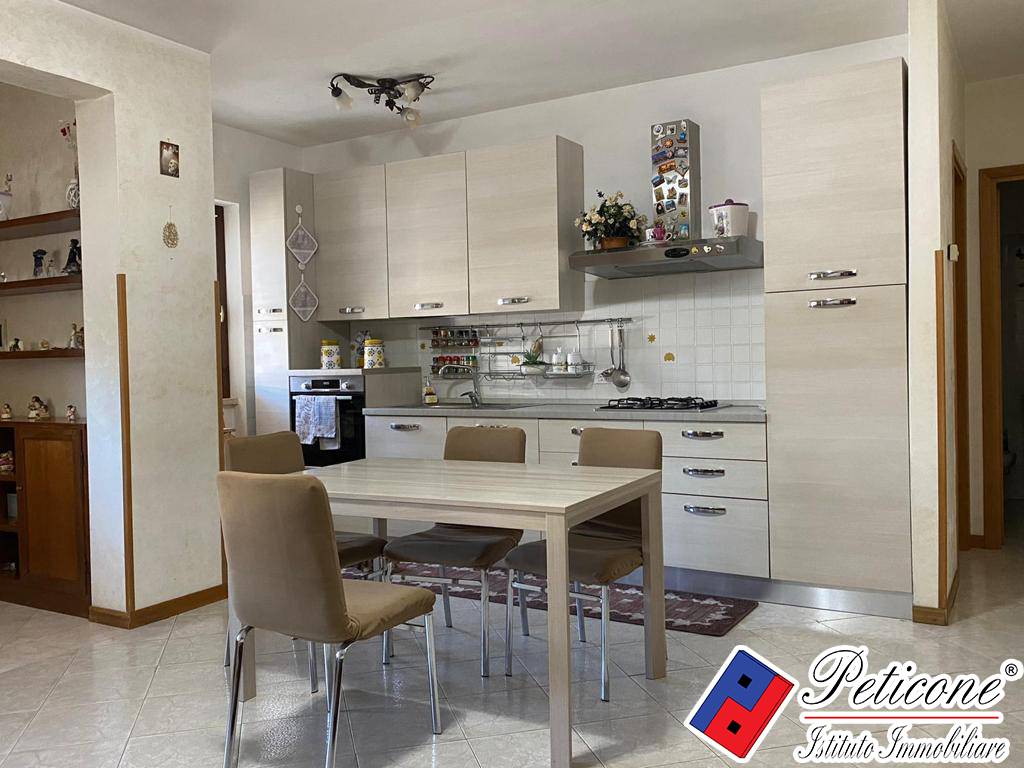 Villa in vendita a Fondi, Marina di Fondi