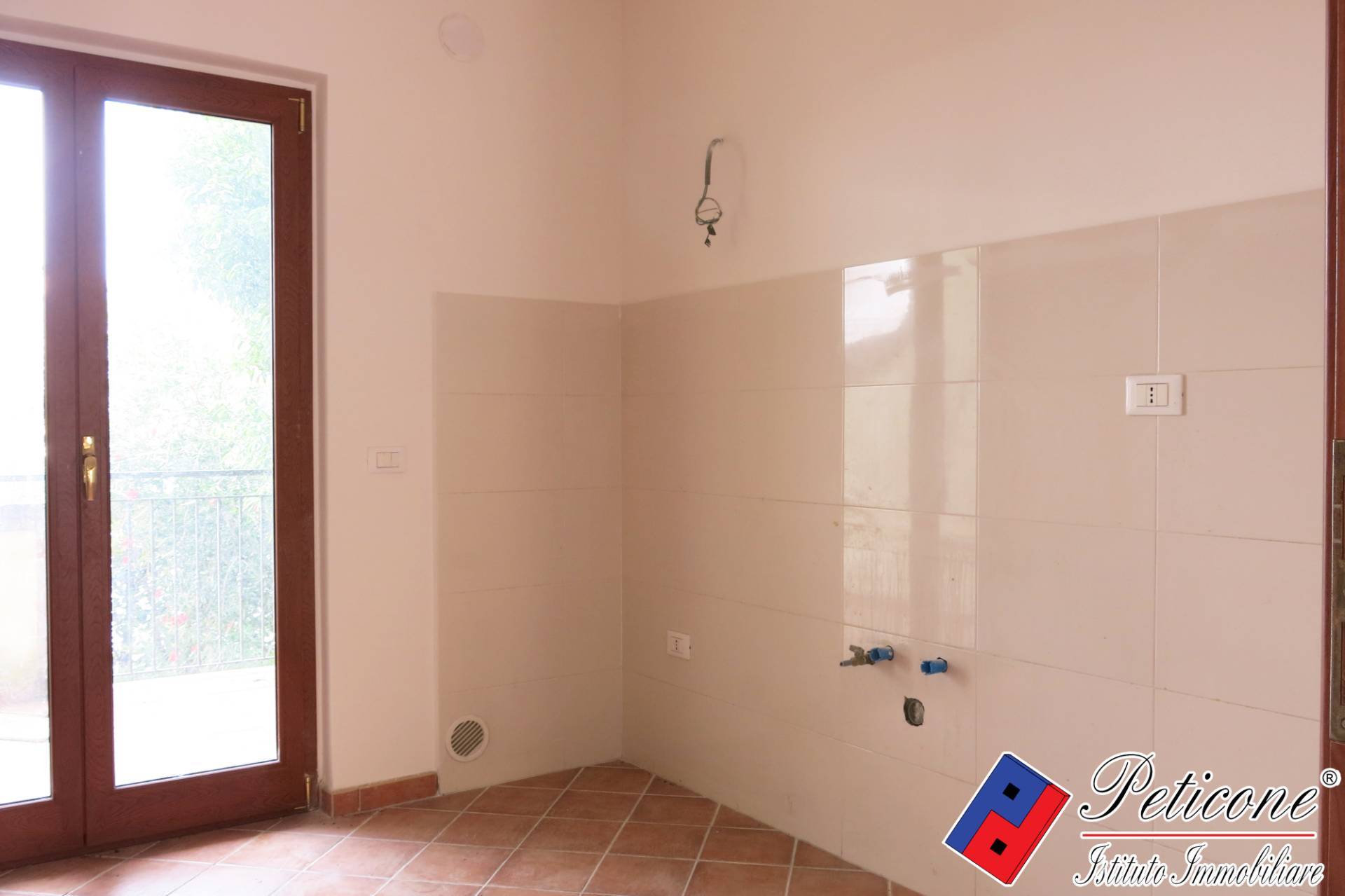 Villa in vendita a Fondi, Semicentro