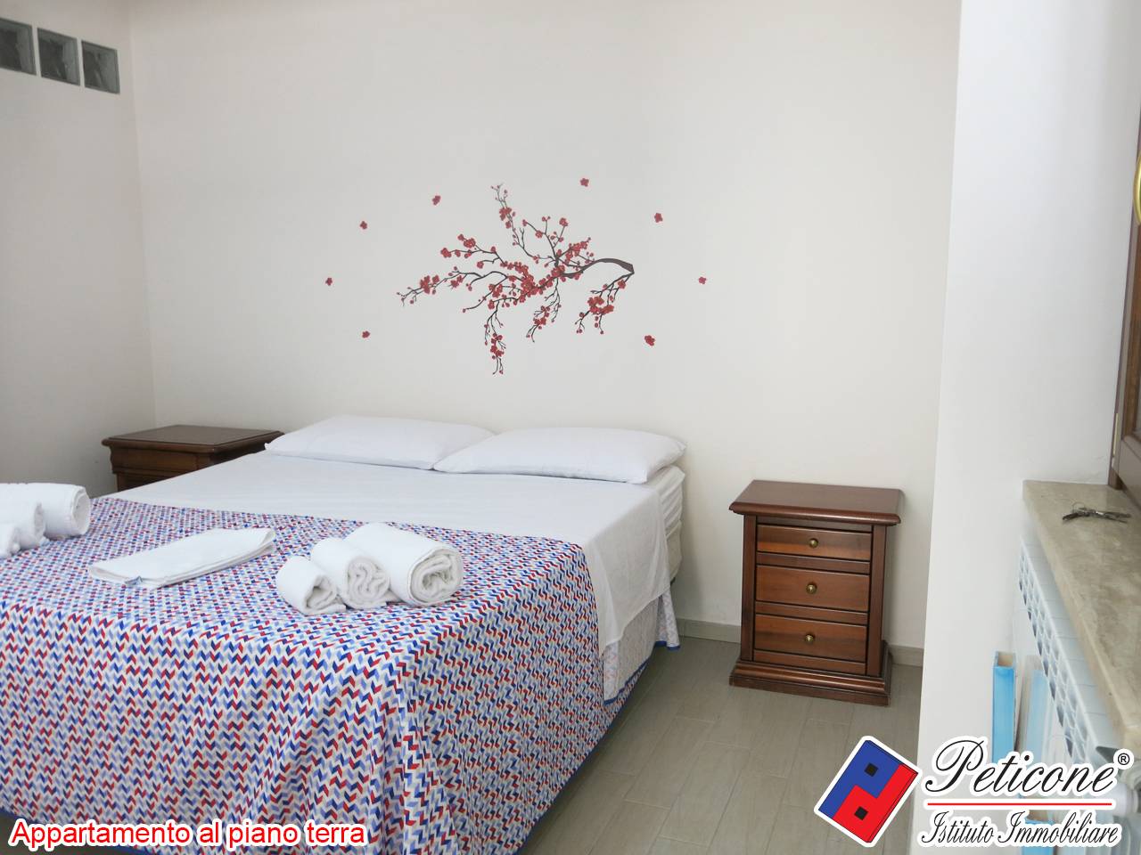 Villa in vendita a Lenola, Semicentro